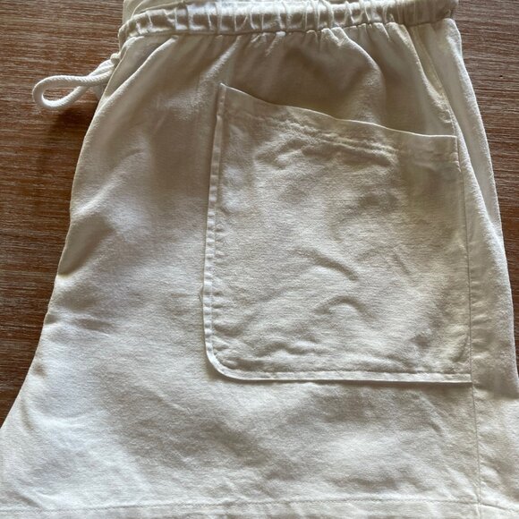 Universal Thread white linen shorts, women's size XXL - Picture 4 of 5